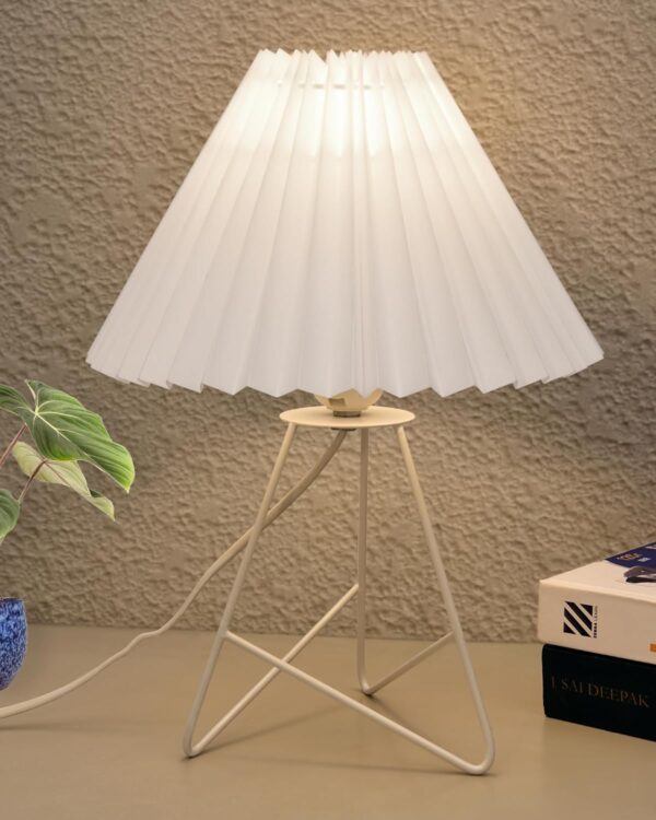 Retro metal table lamp with pleated fabric shade by Homesake – white bedside light for living room or bedroom